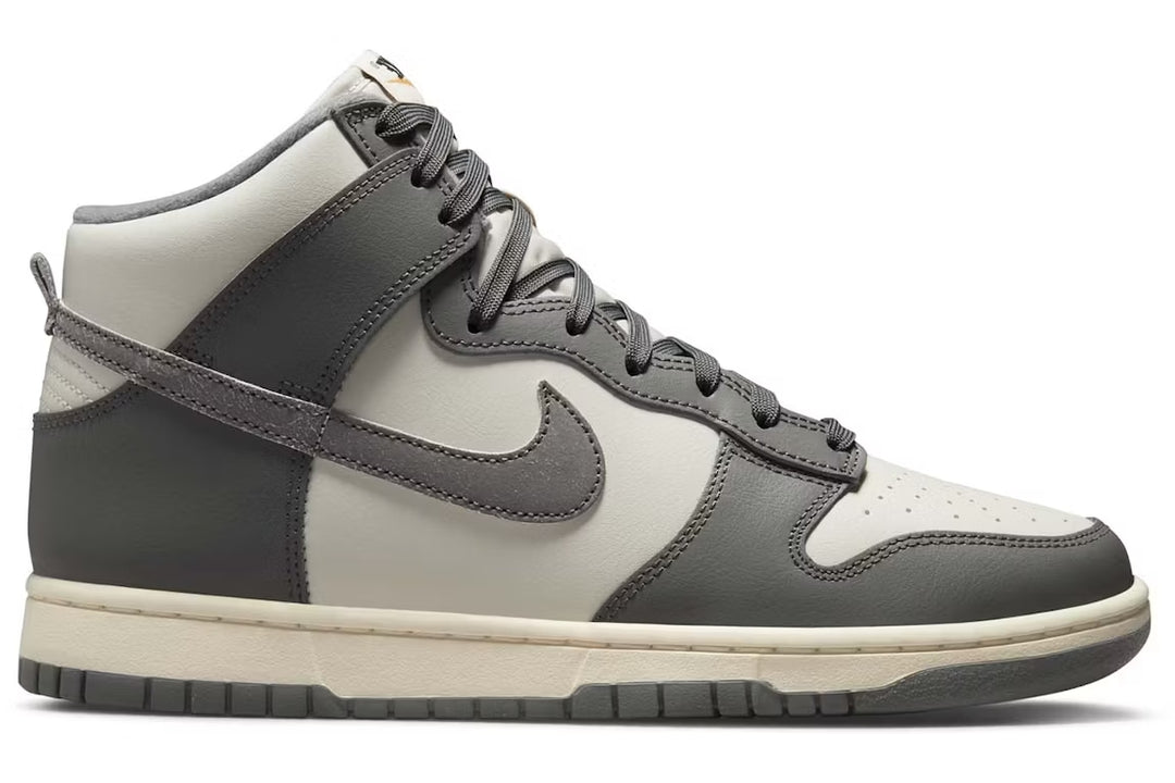 Nike Dunk High Vintage Light Bone Grey