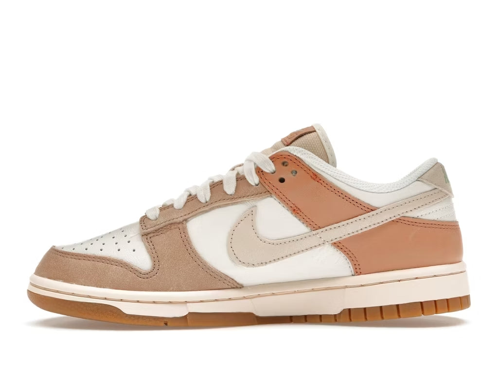 Nike Dunk Low SE Australia (Women's)