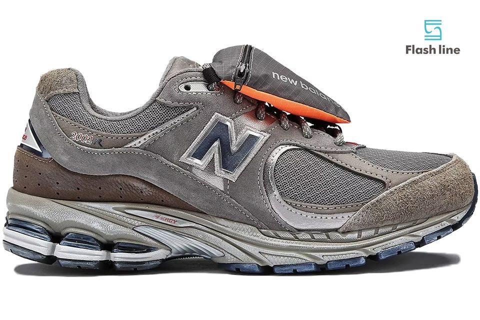 New Balance 2002R Grey Brown Pouch - Flash Line Store